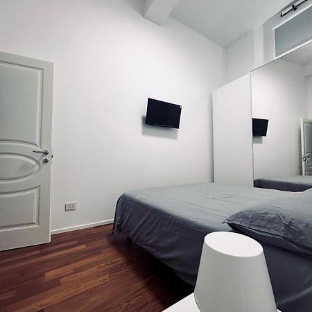 Ferienwohnung Farini House - Next To The Academy Of Modena Exterior foto