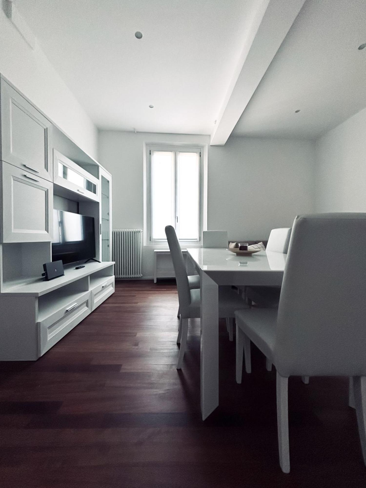 Ferienwohnung Farini House - Next To The Academy Of Modena Exterior foto